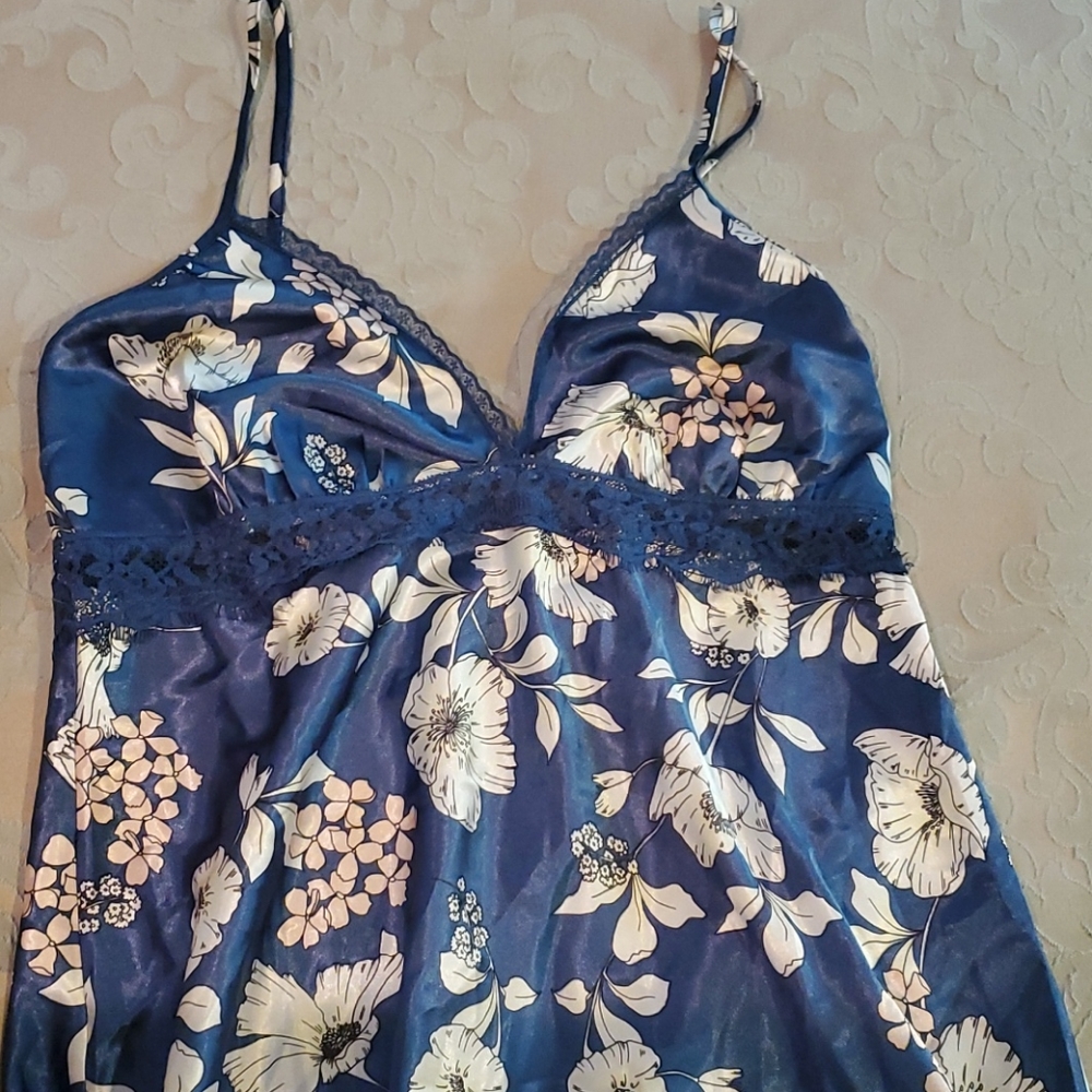 Nightgown